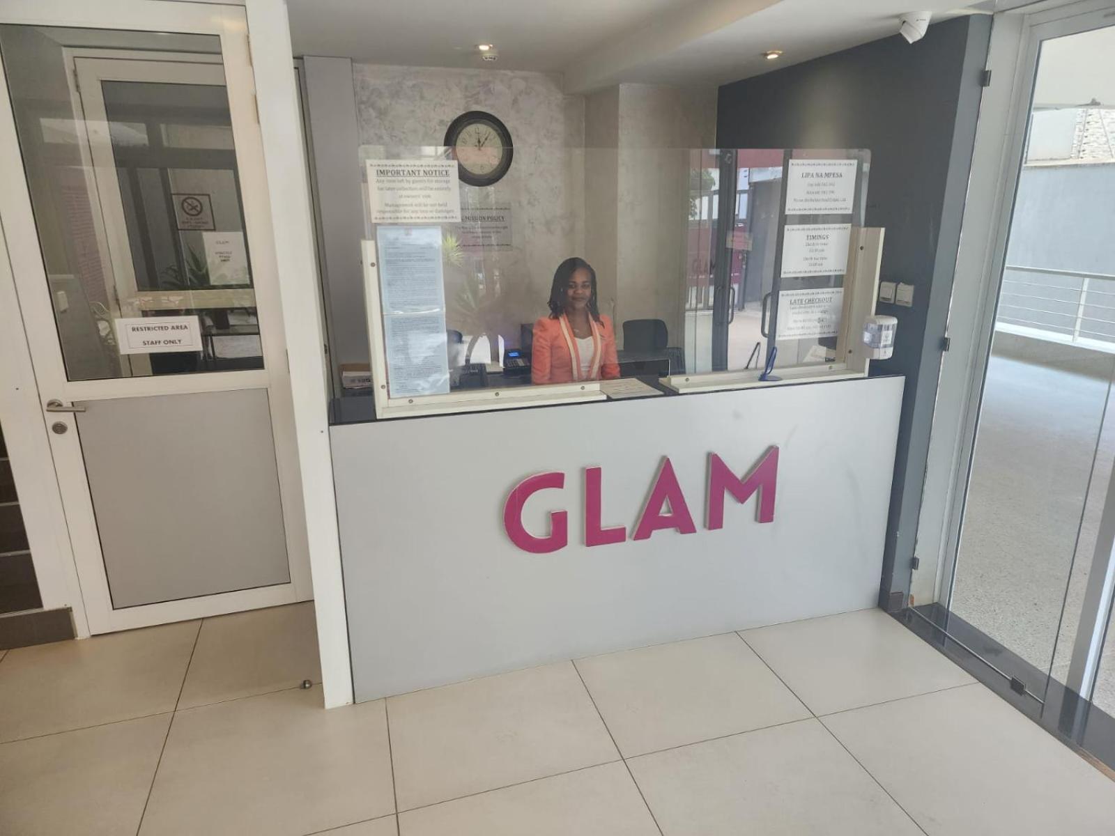 Glam Hotel Nairobi Bagian luar foto