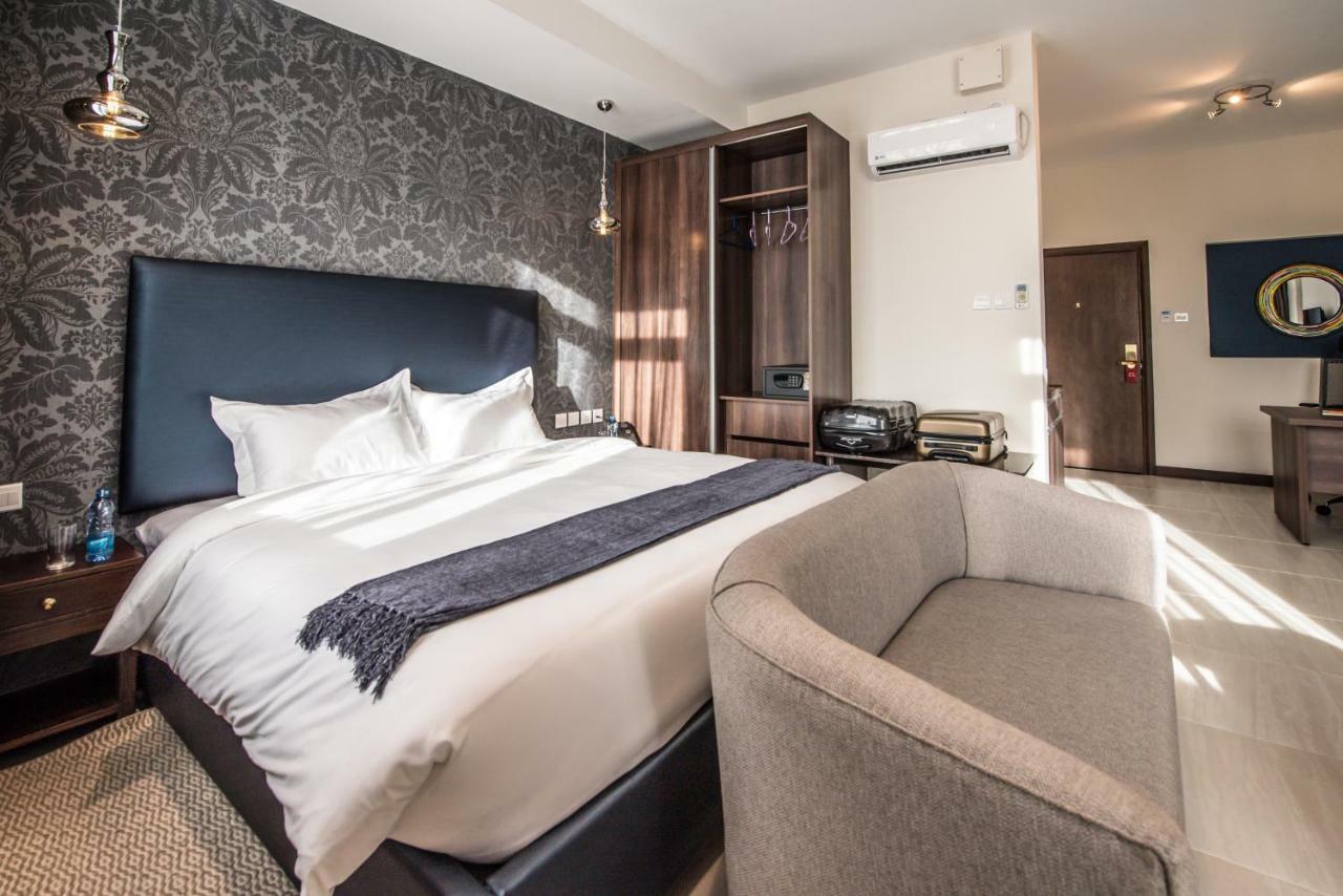 Glam Hotel Nairobi Bagian luar foto