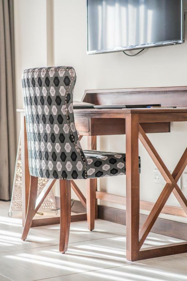 Glam Hotel Nairobi Bagian luar foto